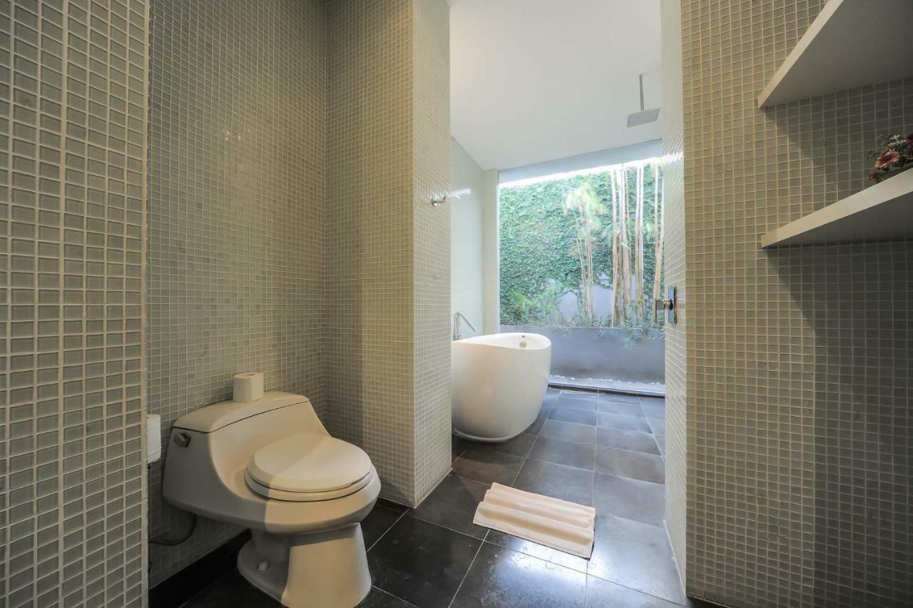 Casa Priya Petitenget Seminyak Exterior foto
