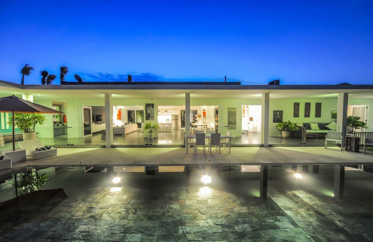 Casa Priya Petitenget Seminyak Exterior foto